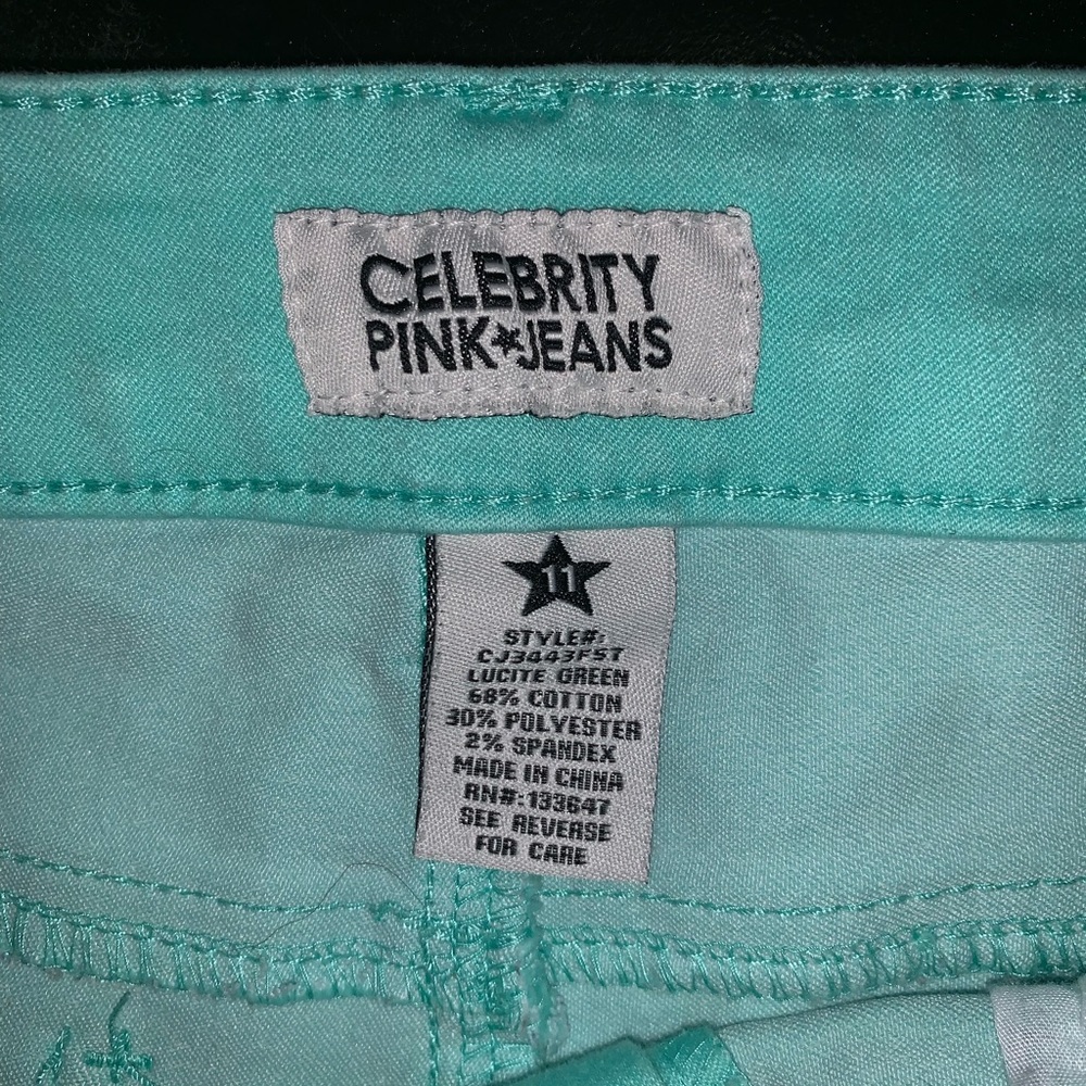 Shorts - Picture 4 of 4